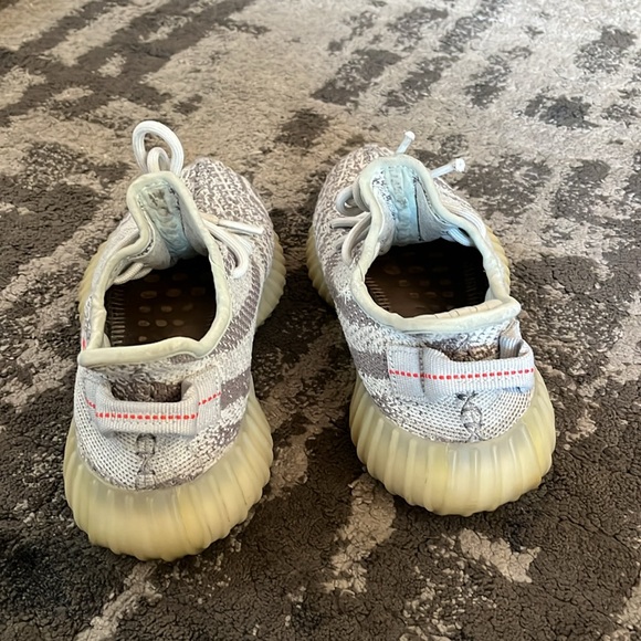 Yeezy Boost Blue Tint - Picture 5 of 5